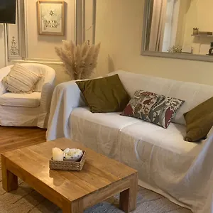 Lou Magnan Appartement LʼIsle-sur-la-Sorgue