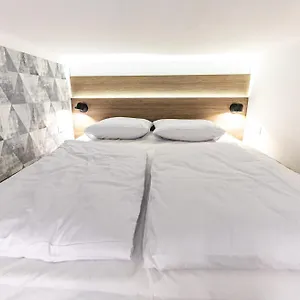  Apartamento Zeus Design