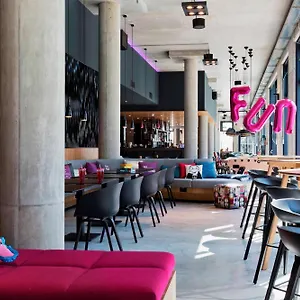 3* Hotell Moxy Vienna Airport