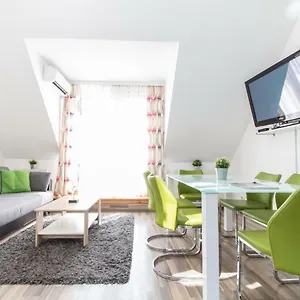 Karmeliter Flat | Contactless Check-in Διαμέρισμα