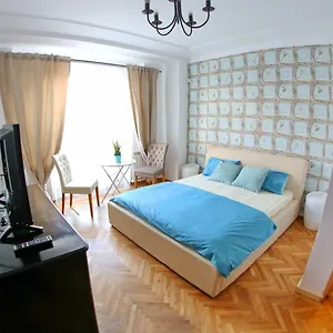 Color Blanari Street , Bucureşti România